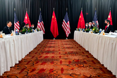 U.S. Secretary of State Antony Blinken (2nd right), joined by National Security Advisor Jake Sullivan (right), speaks while facing Yang Jiechi (2nd left), director of the Central Foreign Affairs Commission Office, and Wang Yi (left), China's State Councilor and Foreign Minister, at the opening session of US-China talks in Anchorage, Alaska, U.S. March 18, 2021.   © Reuters