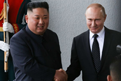 Kim Jong Un with Vladimir Putin on April 25. Photographer: Andrey Rudakov/Bloomberg